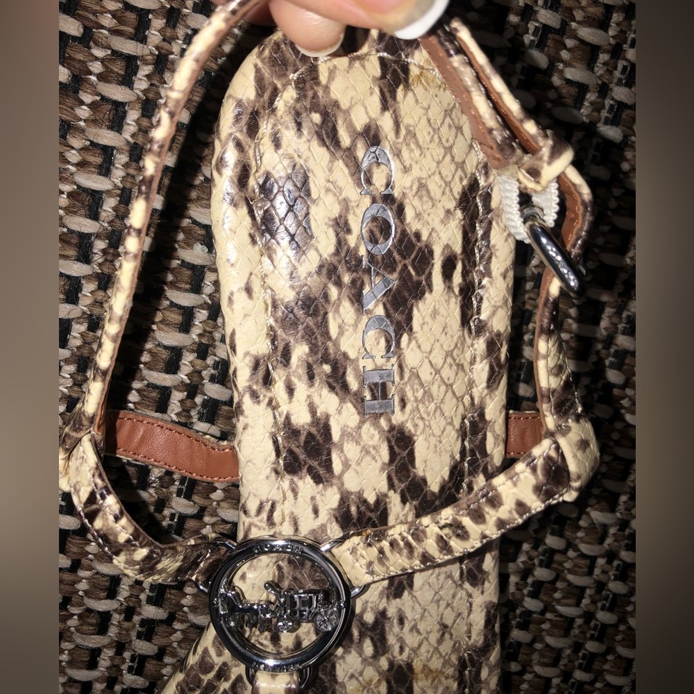 🤎COACH Jasmin PTE Natural Snakeskin Print Flat Toe Thong Strap Sandal - Picture 5 of 10